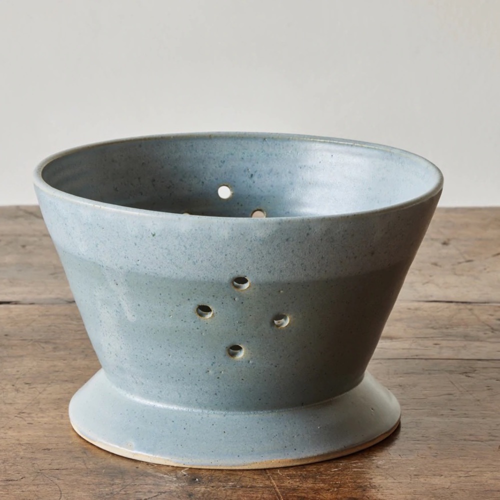 BRAND NEW, Stoneware Colander